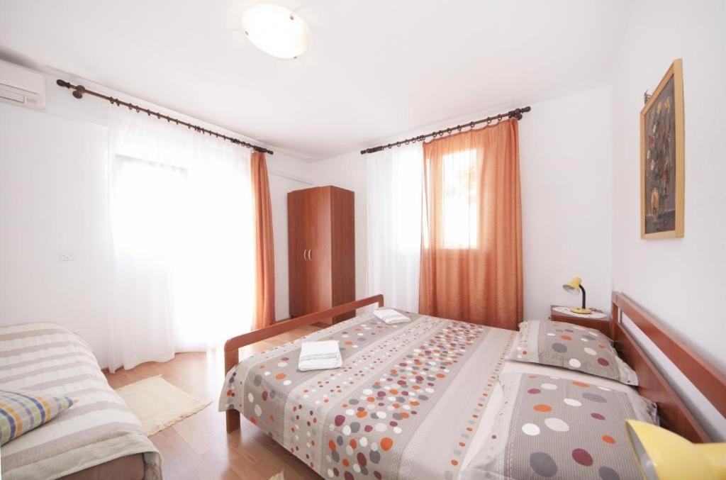 Apartments Mira สปลิตสกา ภายนอก รูปภาพ